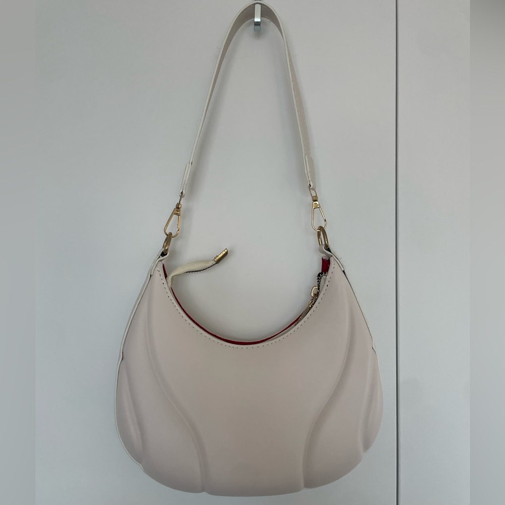 Elegant White Shoulder Bag